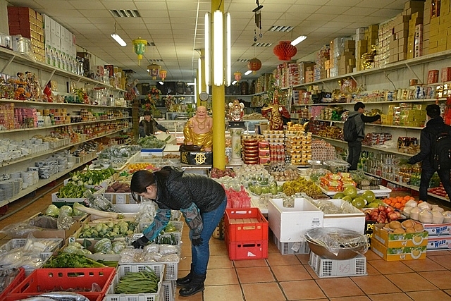 Chợ Sapa tại Praha (Séc) : Nơi người Việt đứng lên làm chủ